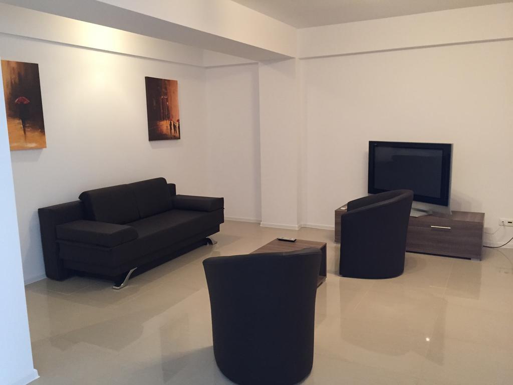 Vilagio Apartments Navodari Room photo